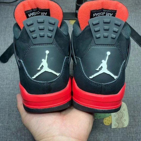 Jordan 4 Red Thunder Gong - Picture 4 of 5
